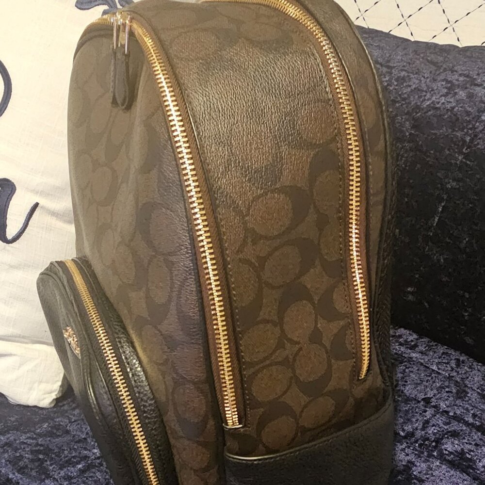 NEW Coach Backpack In Blocked Signature Canvas - Picture 2 of 4